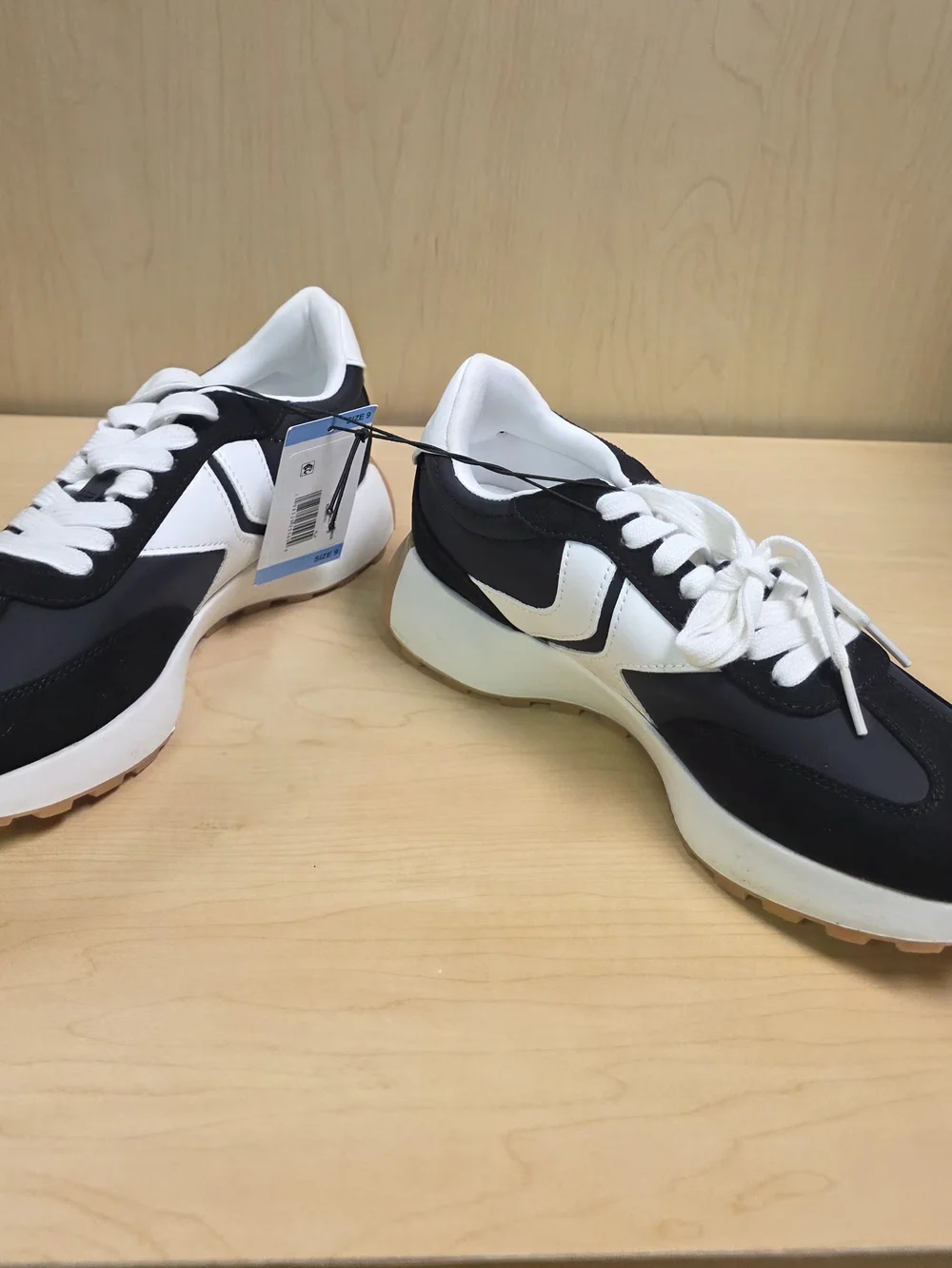 Steve Madden low profile